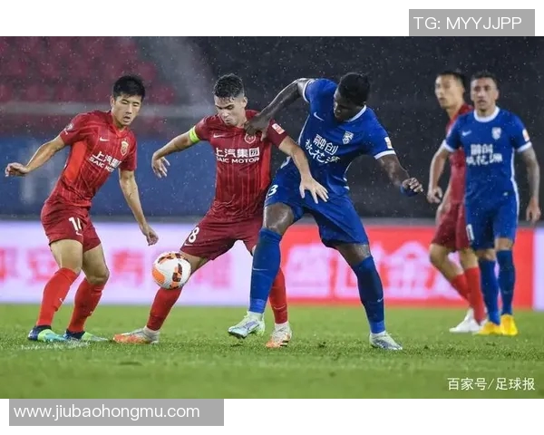 武汉足球队强势领跑挑战赛积分榜积98分展现冠军实力